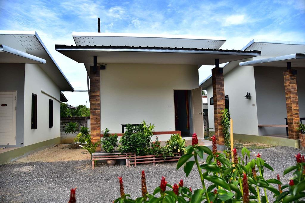 The House At Pranburi Ξενοδοχείο Εξωτερικό φωτογραφία